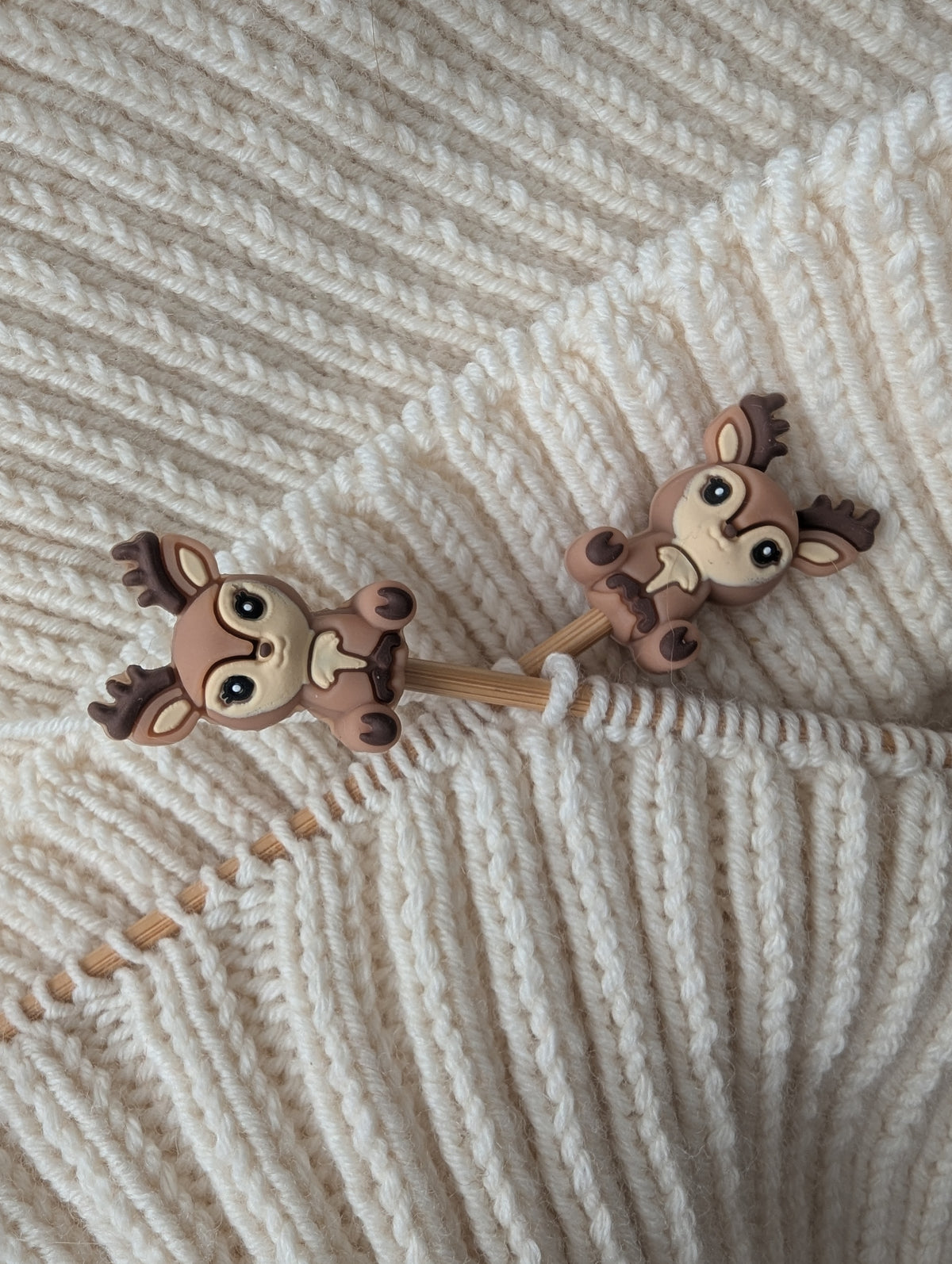 Reindeer stitch stoppers